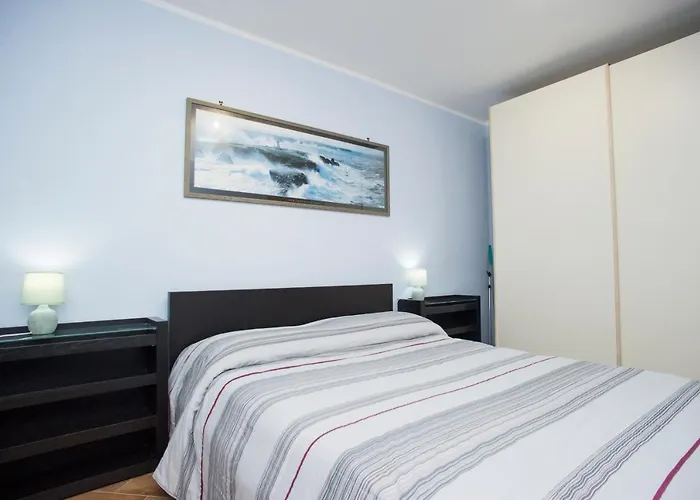 Apartman Bilocale Silvia Con Vista Mare - Goelba